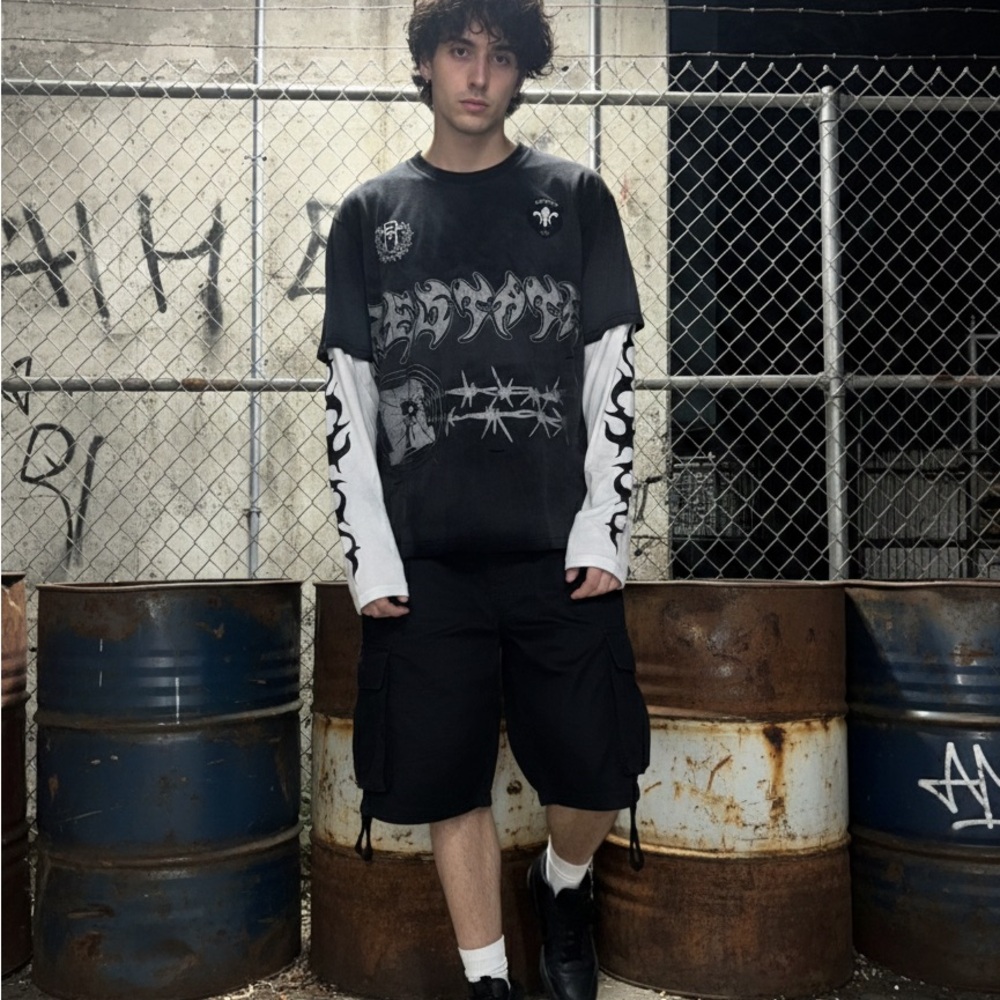 Restate Vintage Men's long-sleeved t-shirt with gradient effect and holes
